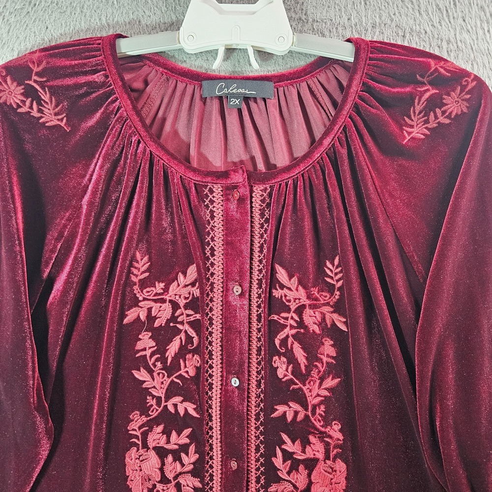 $79 NEW Calessa Embroidered Velvet Shirt Top Women 2X Stretch Dark Red NWT‎ - Picture 6 of 13